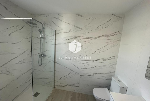 Aus zweiter Hand - Bungalow -
Orihuela Costa - La Regia