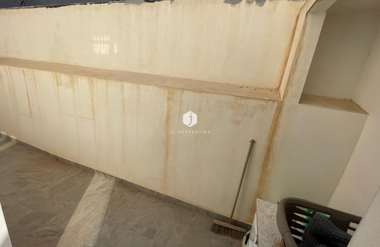 Aus zweiter Hand - Bungalow -
Orihuela Costa - La Regia