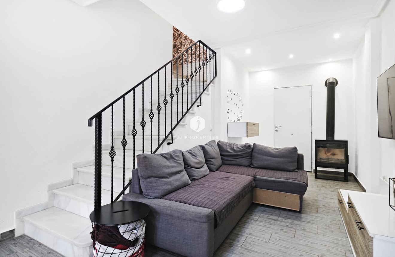 Aus zweiter Hand - Chalet -
Guardamar del Segura - El Raso