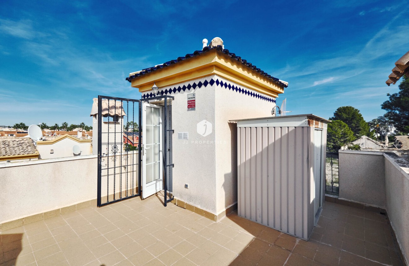 Aus zweiter Hand - Chalet -
Guardamar del Segura - El Raso