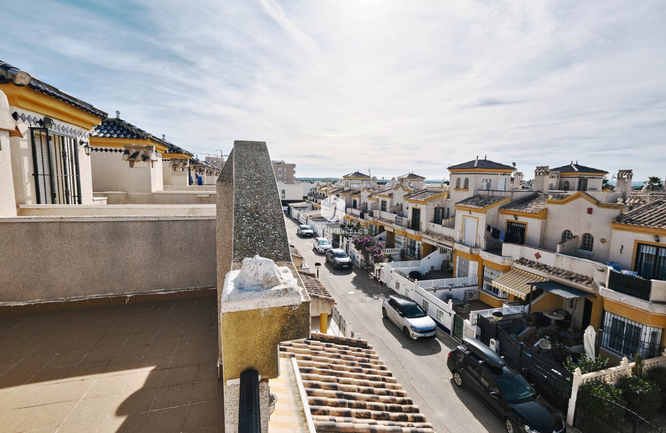 Aus zweiter Hand - Chalet -
Guardamar del Segura - El Raso