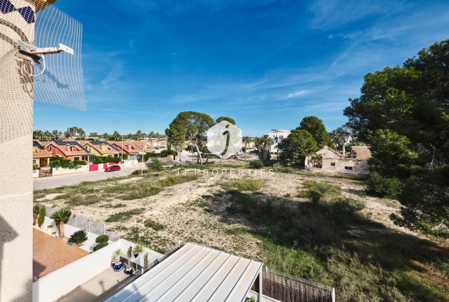 Aus zweiter Hand - Chalet -
Guardamar del Segura - El Raso