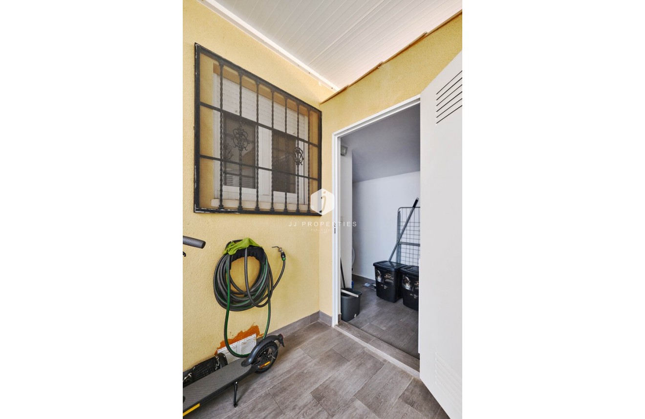 Aus zweiter Hand - Chalet -
Guardamar del Segura - El Raso