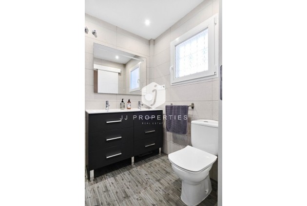 Aus zweiter Hand - Chalet -
Guardamar del Segura - El Raso