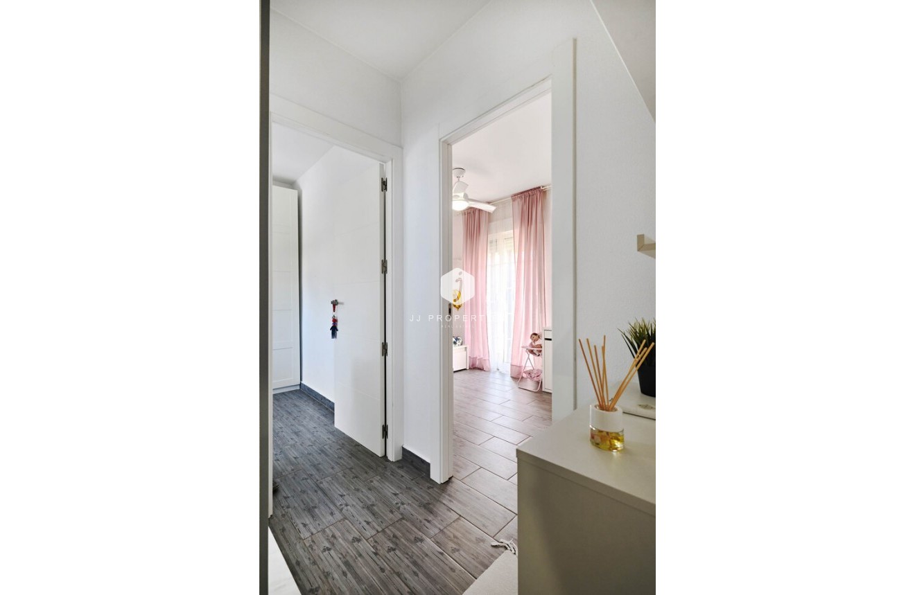 Aus zweiter Hand - Chalet -
Guardamar del Segura - El Raso