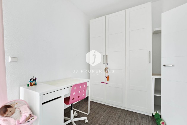 Aus zweiter Hand - Chalet -
Guardamar del Segura - El Raso