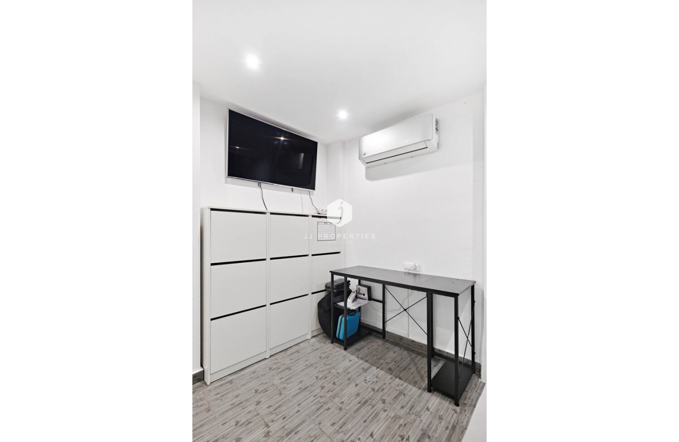 Aus zweiter Hand - Chalet -
Guardamar del Segura - El Raso