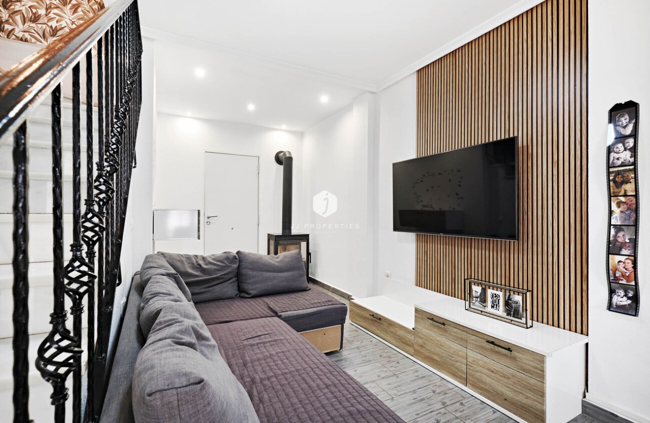 Aus zweiter Hand - Chalet -
Guardamar del Segura - El Raso