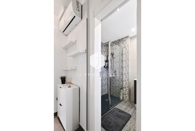 Aus zweiter Hand - Chalet -
Guardamar del Segura - El Raso