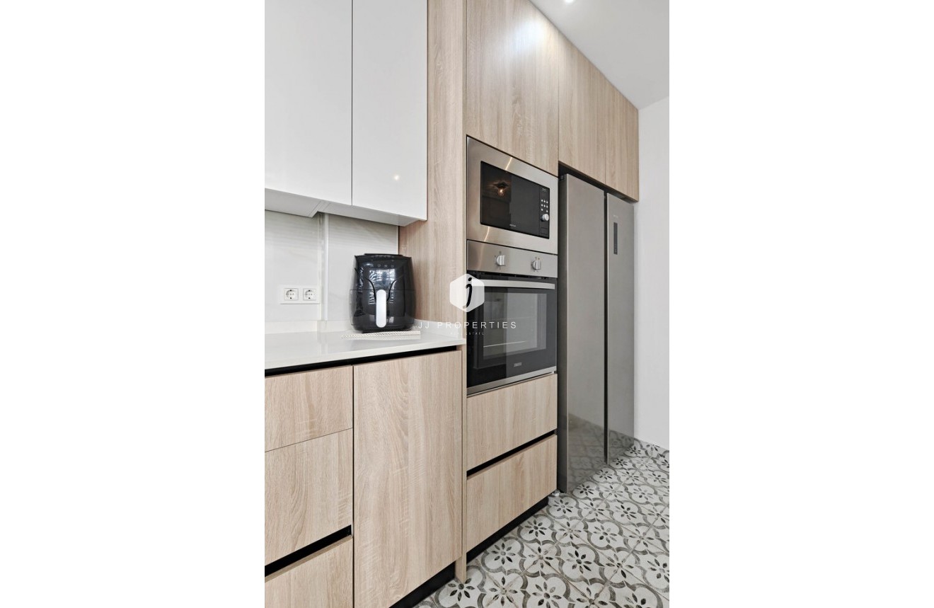 Aus zweiter Hand - Chalet -
Guardamar del Segura - El Raso