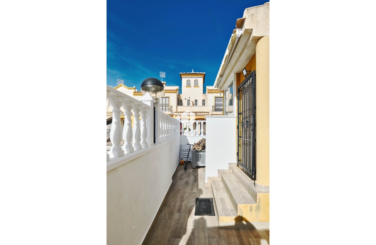 Aus zweiter Hand - Chalet -
Guardamar del Segura - El Raso