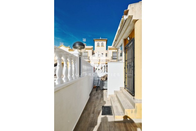 Aus zweiter Hand - Chalet -
Guardamar del Segura - El Raso