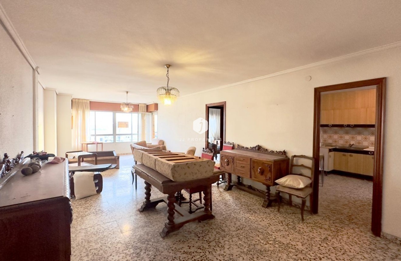 Aus zweiter Hand - Wohnung -
Torrevieja