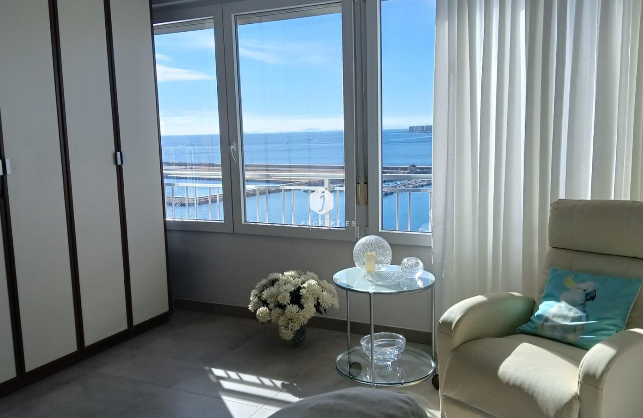 D'occasion - Appartement -
Torrevieja - El Acequión - Los Náufragos