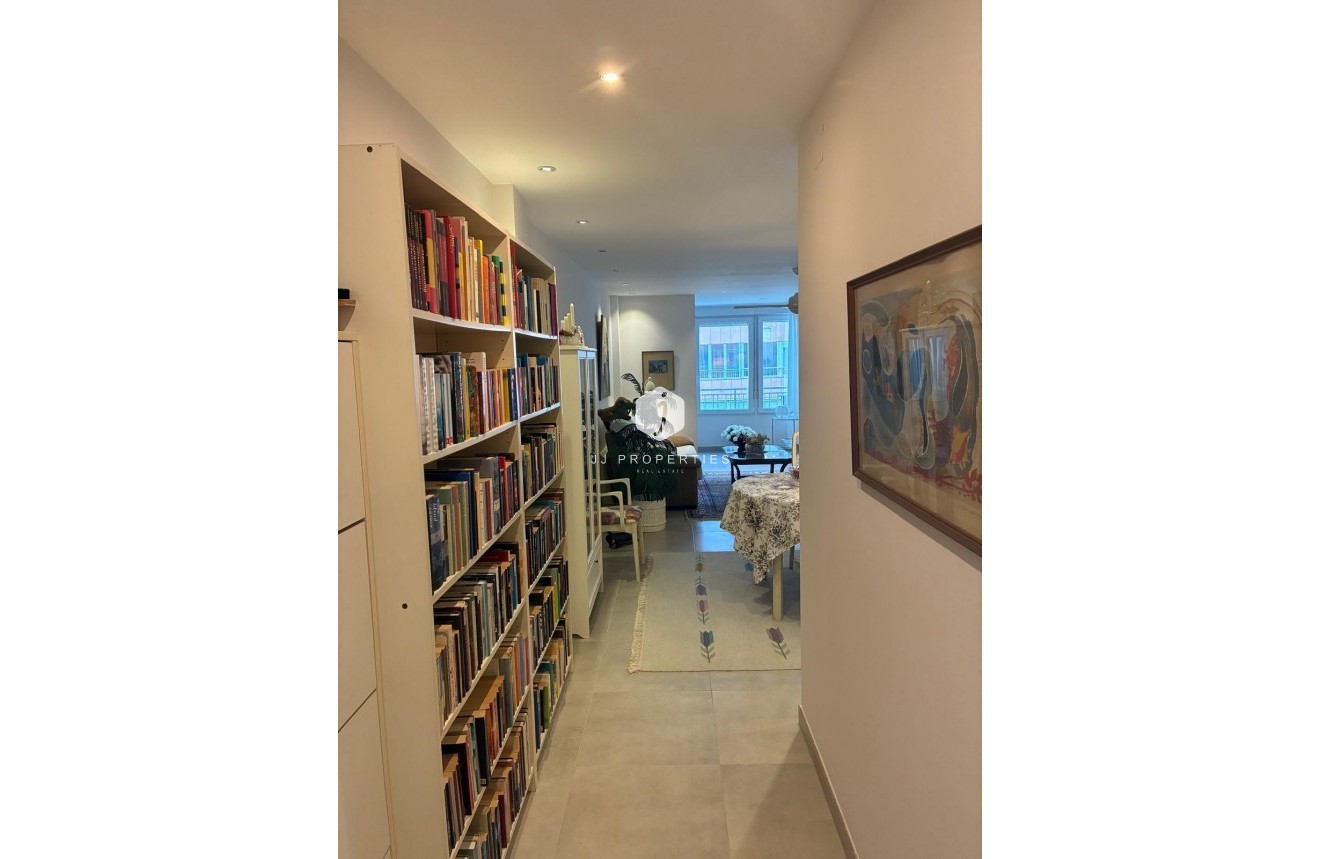 D'occasion - Appartement -
Torrevieja - El Acequión - Los Náufragos