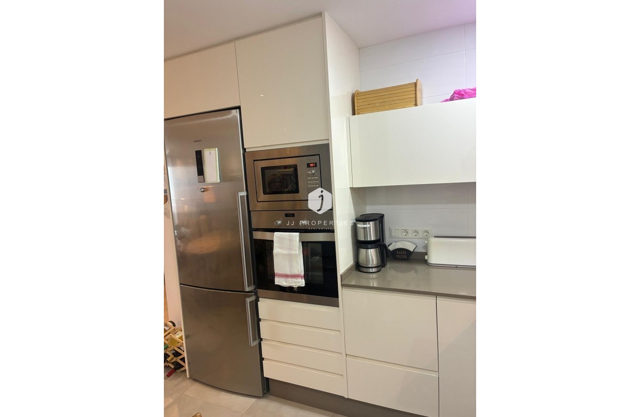 D'occasion - Appartement -
Torrevieja - El Acequión - Los Náufragos