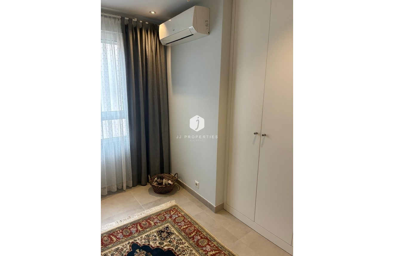 D'occasion - Appartement -
Torrevieja - El Acequión - Los Náufragos