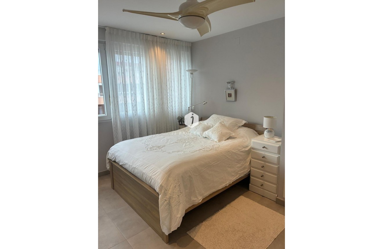 D'occasion - Appartement -
Torrevieja - El Acequión - Los Náufragos
