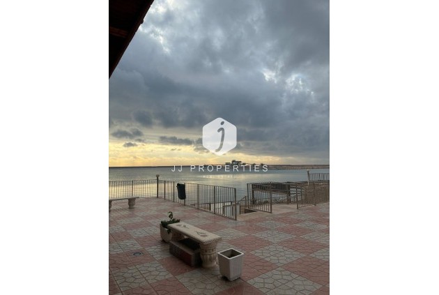 D'occasion - Appartement -
Torrevieja - El Acequión - Los Náufragos