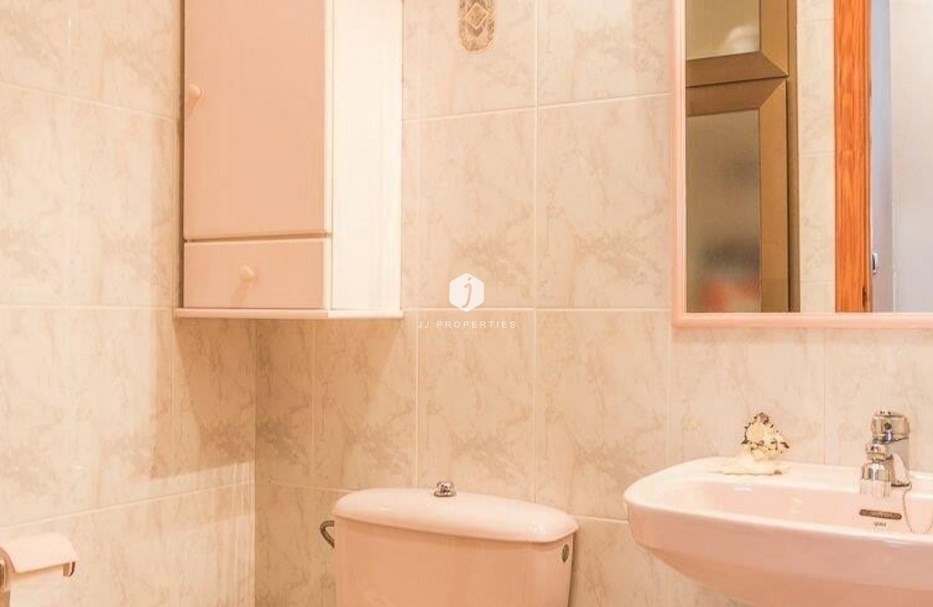 Tweedehands - Chalet -
Orihuela Costa - Costa Blanca