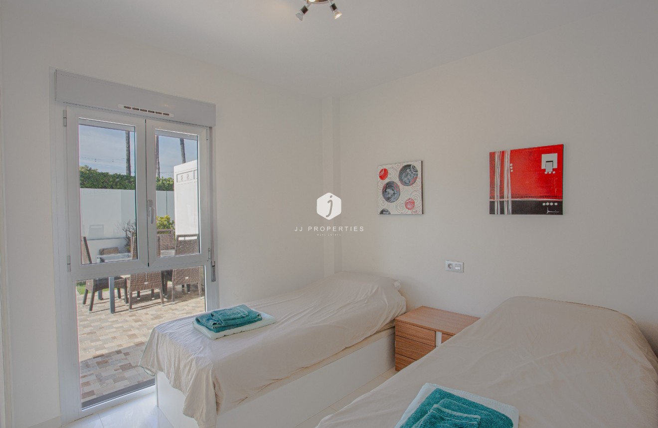 Tweedehands - Villa -
Orihuela Costa - Costa Blanca