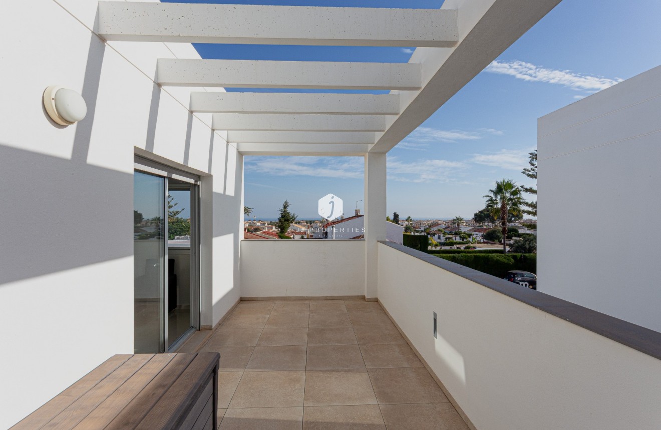 Tweedehands - Villa -
Orihuela Costa - Costa Blanca