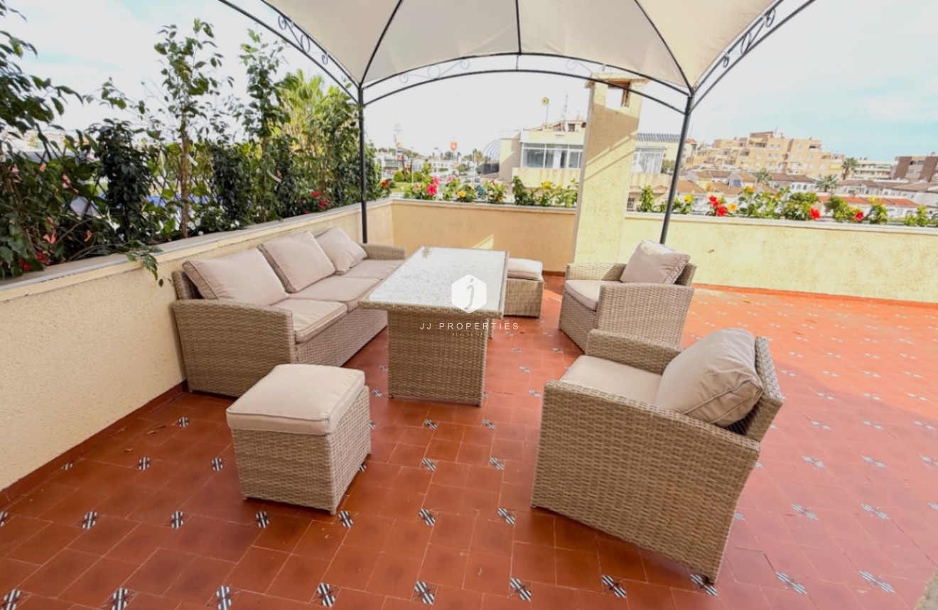 Tweedehands - Penthouse -
Torrevieja - Costa Blanca