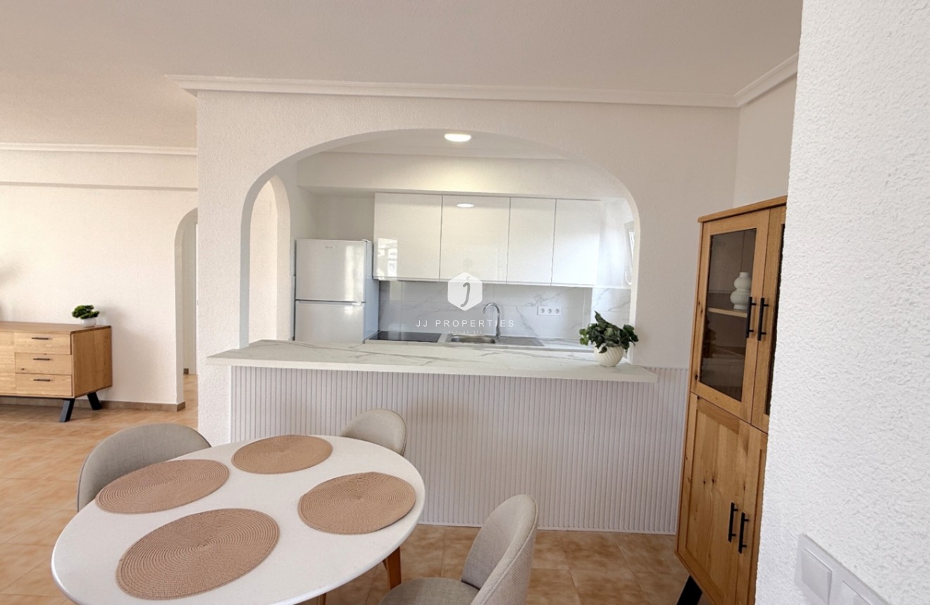 Tweedehands - Penthouse -
Torrevieja - Costa Blanca