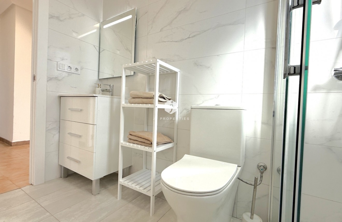 Tweedehands - Penthouse -
Torrevieja - Costa Blanca