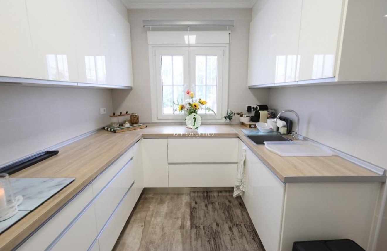 Tweedehands - Villa -
San Miguel de Salinas - Inland