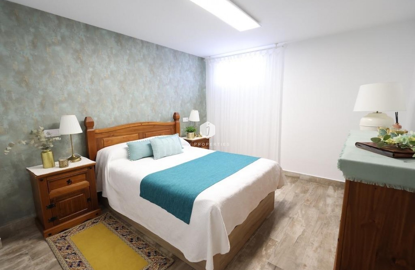 Tweedehands - Villa -
San Miguel de Salinas - Inland