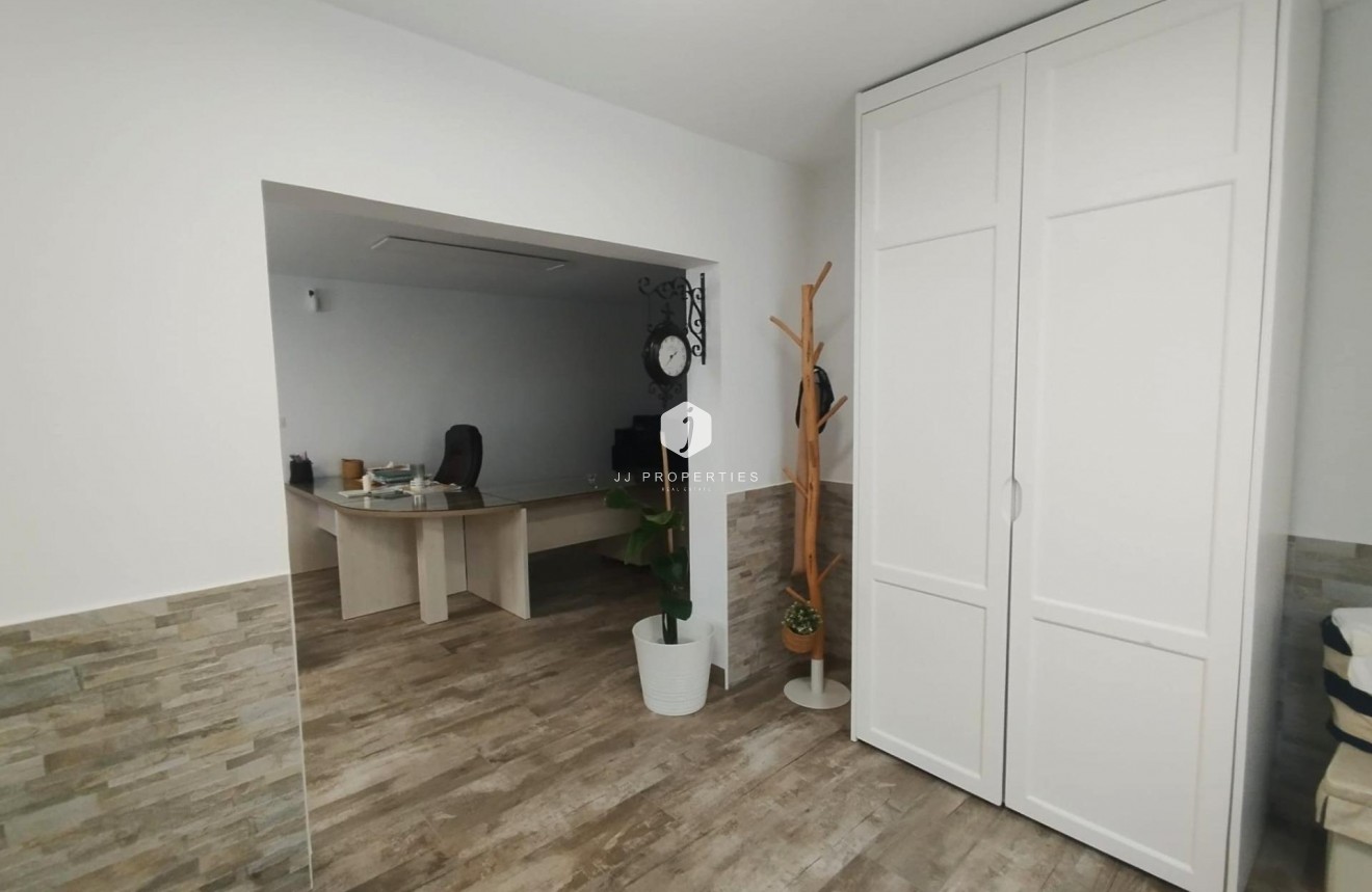 Tweedehands - Villa -
San Miguel de Salinas - Inland