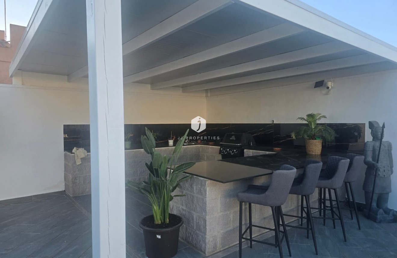 Tweedehands - Villa -
Ciudad Quesada - Costa Blanca