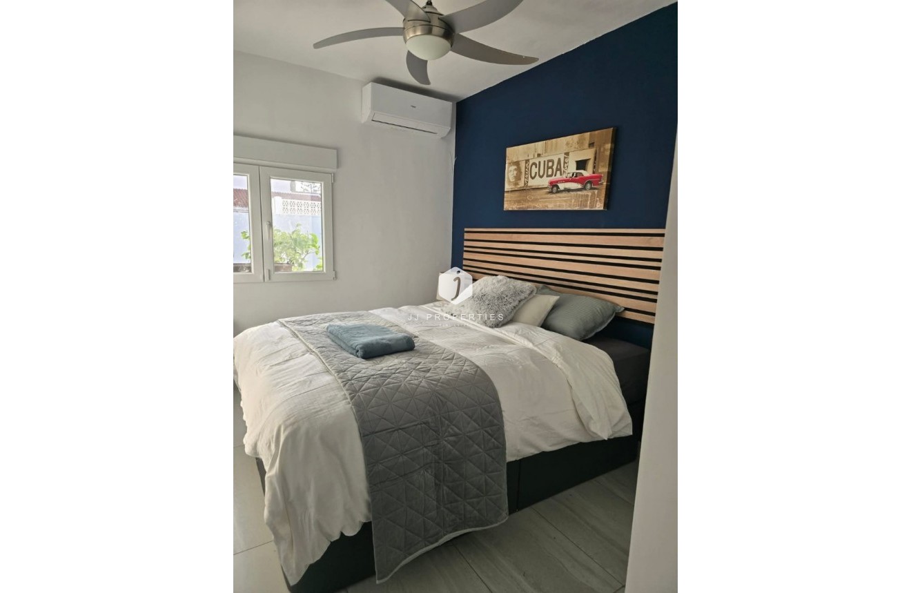 Tweedehands - Villa -
Ciudad Quesada - Costa Blanca