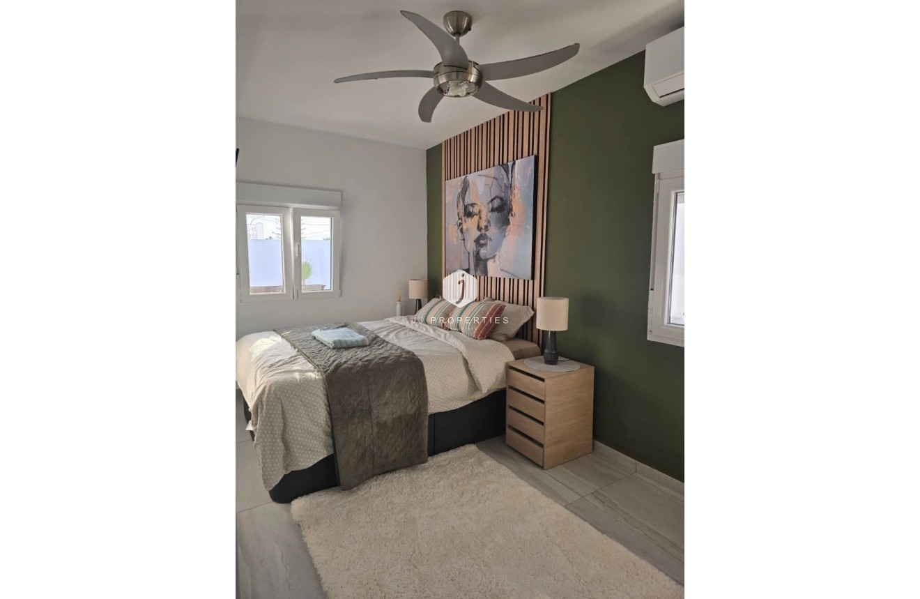 Tweedehands - Villa -
Ciudad Quesada - Costa Blanca