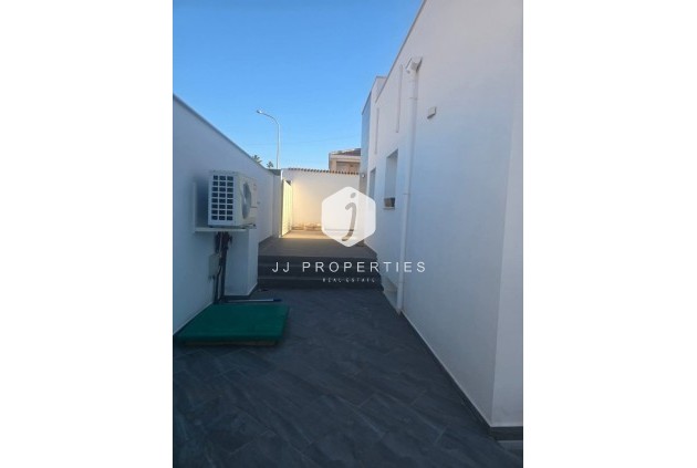 Tweedehands - Villa -
Ciudad Quesada - Costa Blanca