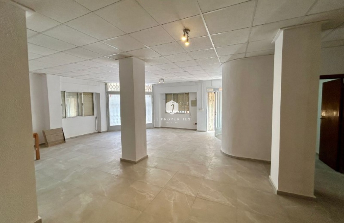 D'occasion - Appartement -
Torrevieja - Costa Blanca