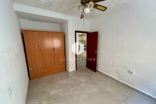 D'occasion - Appartement -
Torrevieja - Costa Blanca