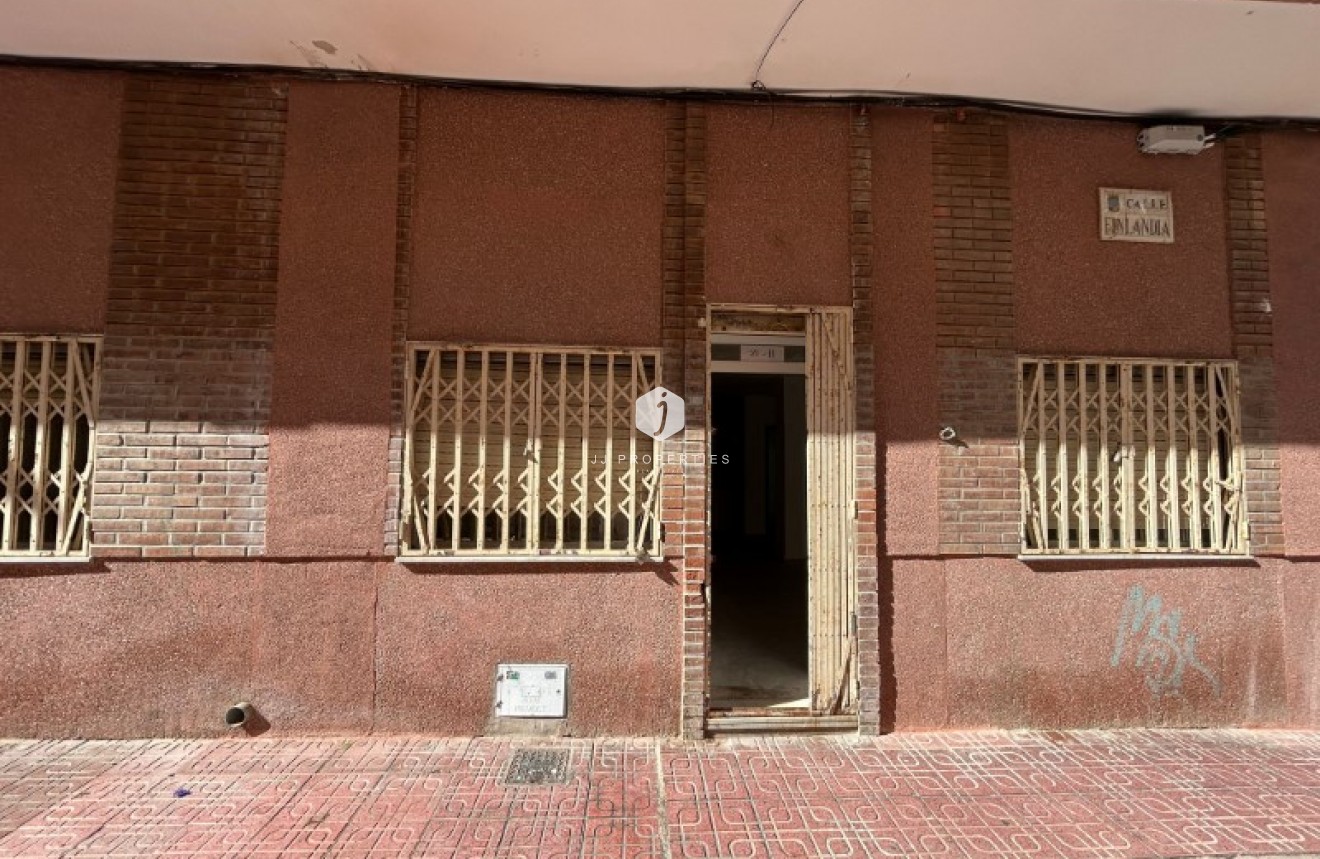 D'occasion - Appartement -
Torrevieja - Costa Blanca