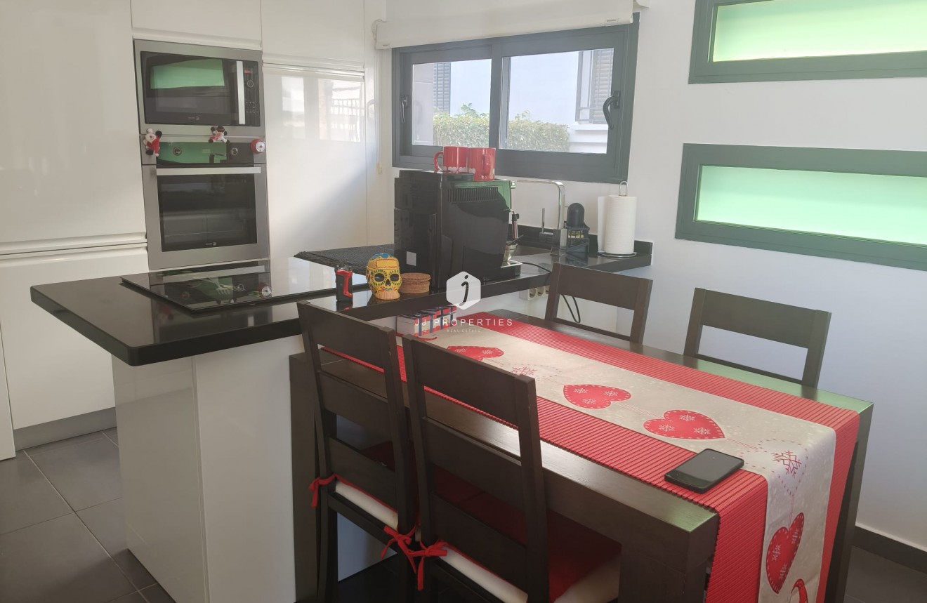 Tweedehands - Chalet -
Orihuela Costa - Costa Blanca