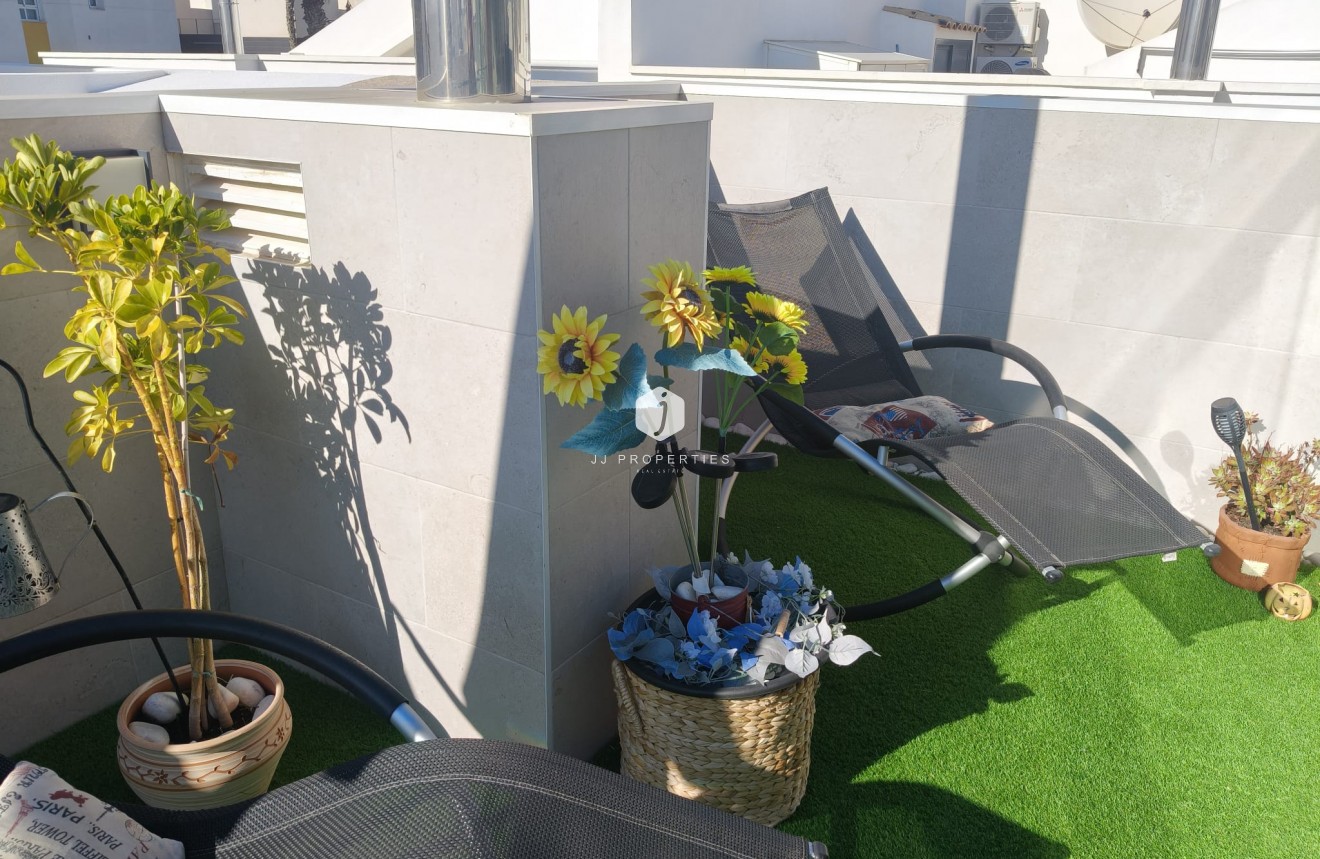 Tweedehands - Chalet -
Orihuela Costa - Costa Blanca