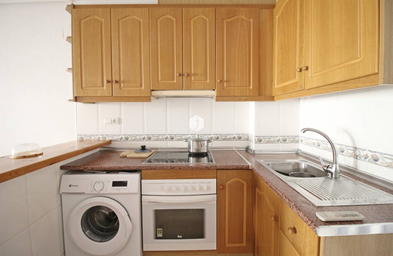 Tweedehands - Bungalow -
Orihuela Costa - La Florida