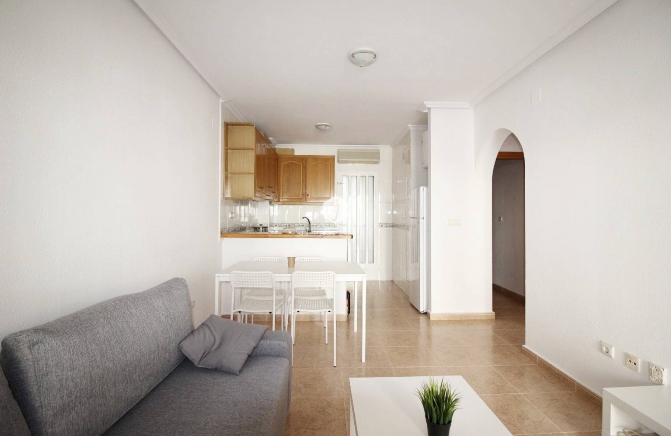 Tweedehands - Bungalow -
Orihuela Costa - La Florida