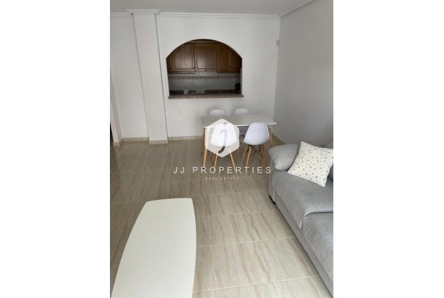 Tweedehands - Appartement / flat -
San Miguel de Salinas - Inland