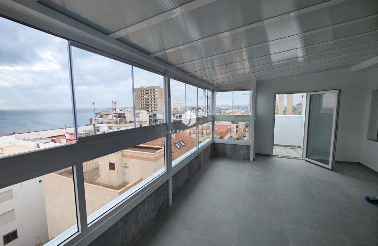 Tweedehands - Appartement / flat -
Torrevieja - Costa Blanca