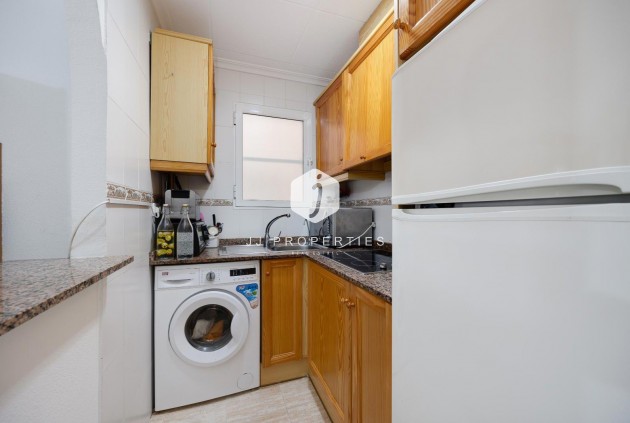 Tweedehands - Appartement / flat -
Torrevieja - Centro