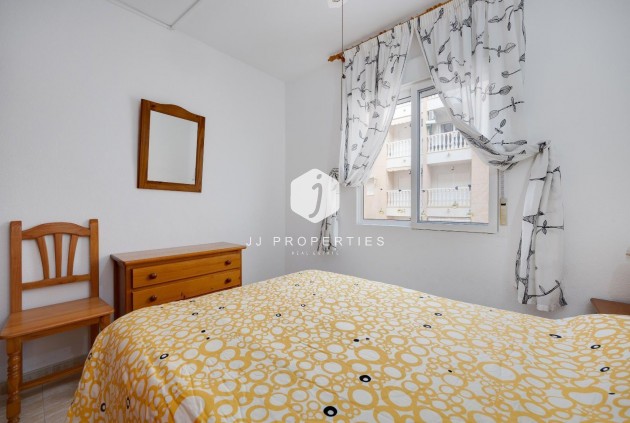 Tweedehands - Appartement / flat -
Torrevieja - Centro