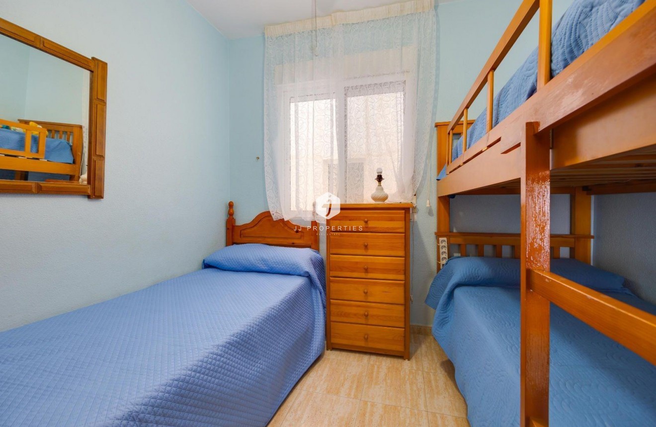 Tweedehands - Appartement / flat -
Torrevieja - Centro