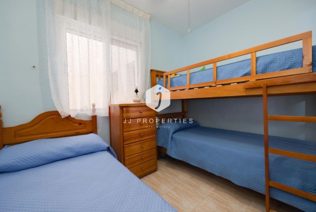 Tweedehands - Appartement / flat -
Torrevieja - Centro
