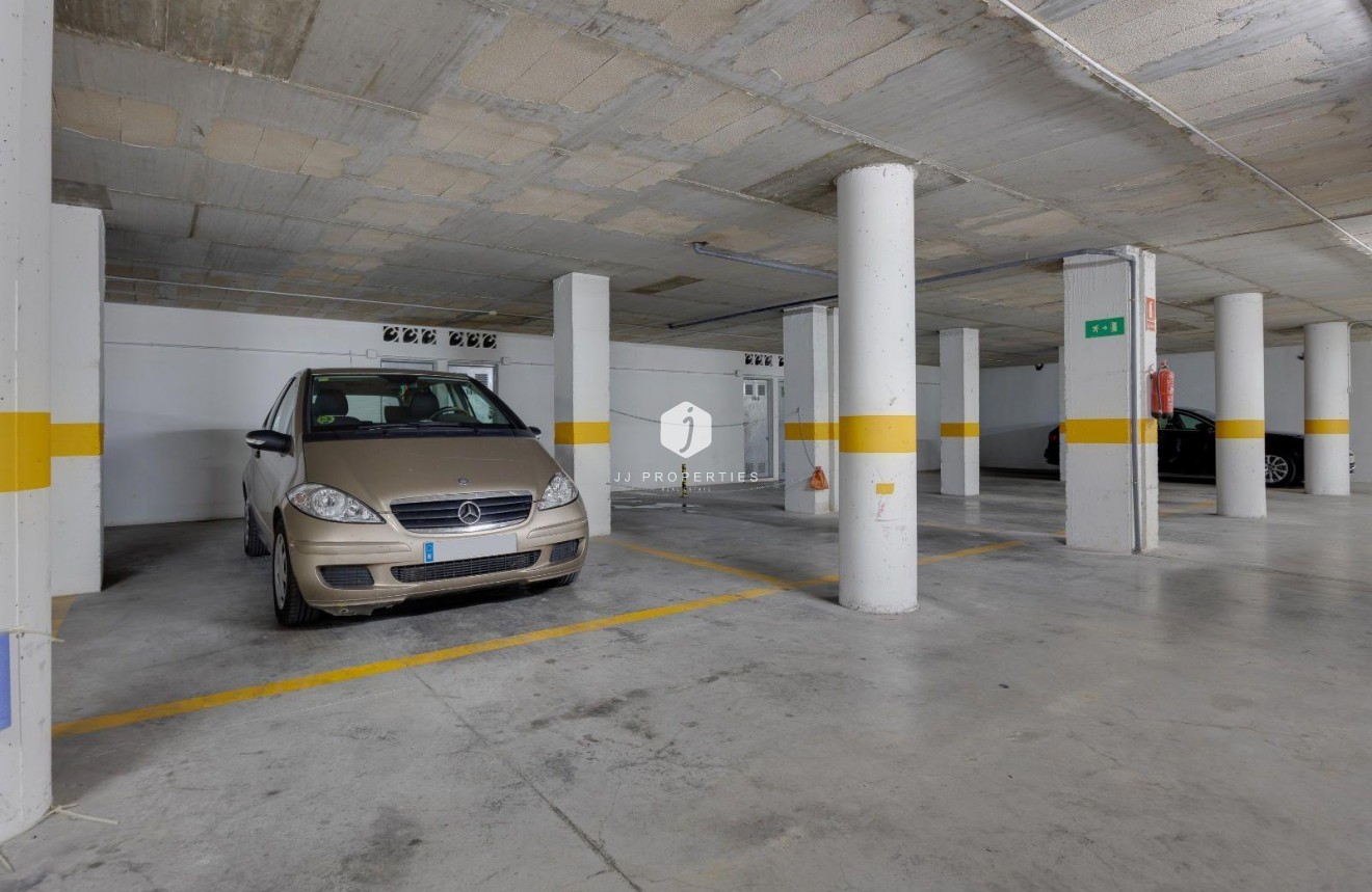 Tweedehands - Appartement / flat -
Torrevieja - Centro